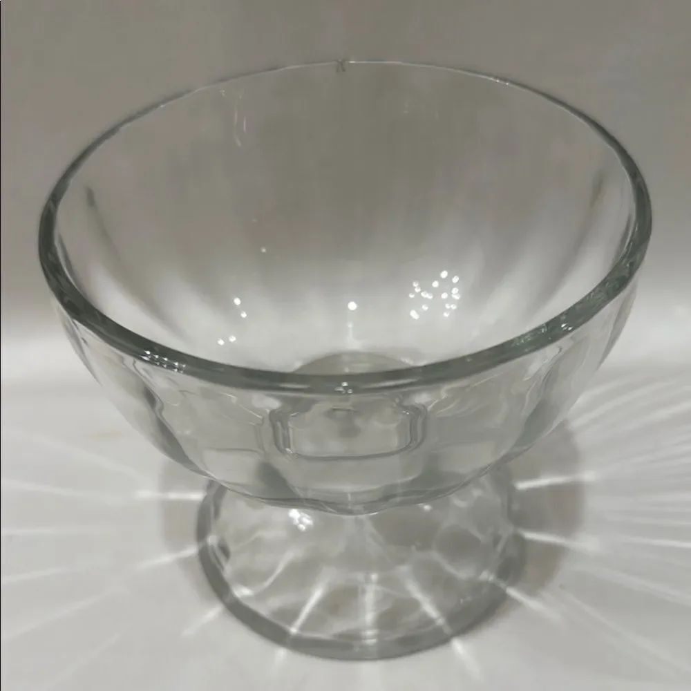 Libby Vintage Clear Glass Ribbed Compote Dessert Dish Scalloped Pedestal Bowl